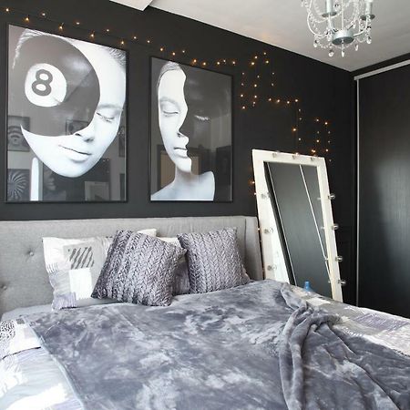 Casa Mia - Modern Luxury Apartament Bukarest Kültér fotó